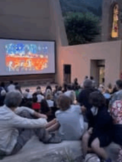 debut de la séance en plein air, public
